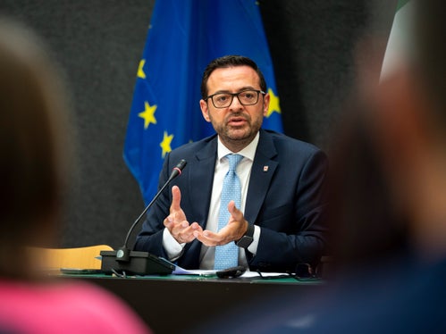 Anche quest'anno abbiamo garantito risorse importanti per sostenere studenti, famiglie e personale scolastico, rafforzando l'organico e ampliando le opportunità formative., sottolinea il vicepresidente della Provincia e assessore all'Istruzione italiana, Marco Galateo. (Foto: USP/Fabio Brucculeri)