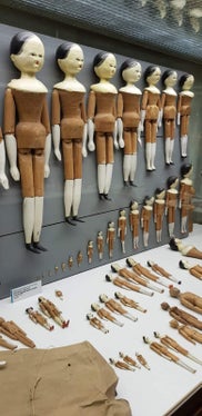 L Museum Gherdëina tla Cësa di Ladins de Urtijëi reprejënta n patrimone storich y culturel de gran valuta per l luech, per duta Gherdëina y nce per l’autra valedes ladines. (Foto: USP/Repartiziun Aministraziun dla scora y cultura ladina)