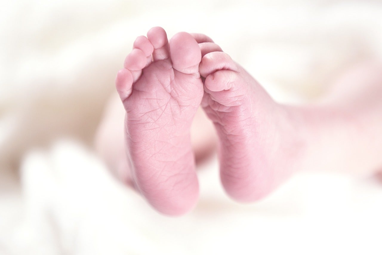 A partire dall'1 ottobre 2023, nell'ambito dello screening neonatale potrà essere effettuato anche un test per rilevare l'atrofia muscolare spinale (Foto: Pixabay/ Rainer Maioresa)