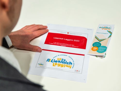 La nuova edizione del concorso “Liesmich-leggimi”, avviata il 1 maggio, è rivolta, come sempre, a ragazze e ragazzi tra gli 11 e i 16 anni, ma anche agli adulti (Foto: ASP/Fabio Brucculeri)