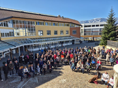 Mit einer Feier im Zeichen der Wertschätzung und des sozialen Austauschs wurde am 20. März der umgebaute und erweiterte Werkstatt-Trakt im Sozialzentrum Trayah in Bruneck eröffnet. (Foto: LPA/Gianluca Crocco)   