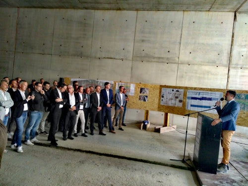 Die Umfahrung Vahrn soll mehr Lebensqualität für das Dorf und die Umgebung bringen, betonte Mobilitätslandesrat Alfreider beim Tunneldurchstich. (Foto: LPA/Angelika Schrott)