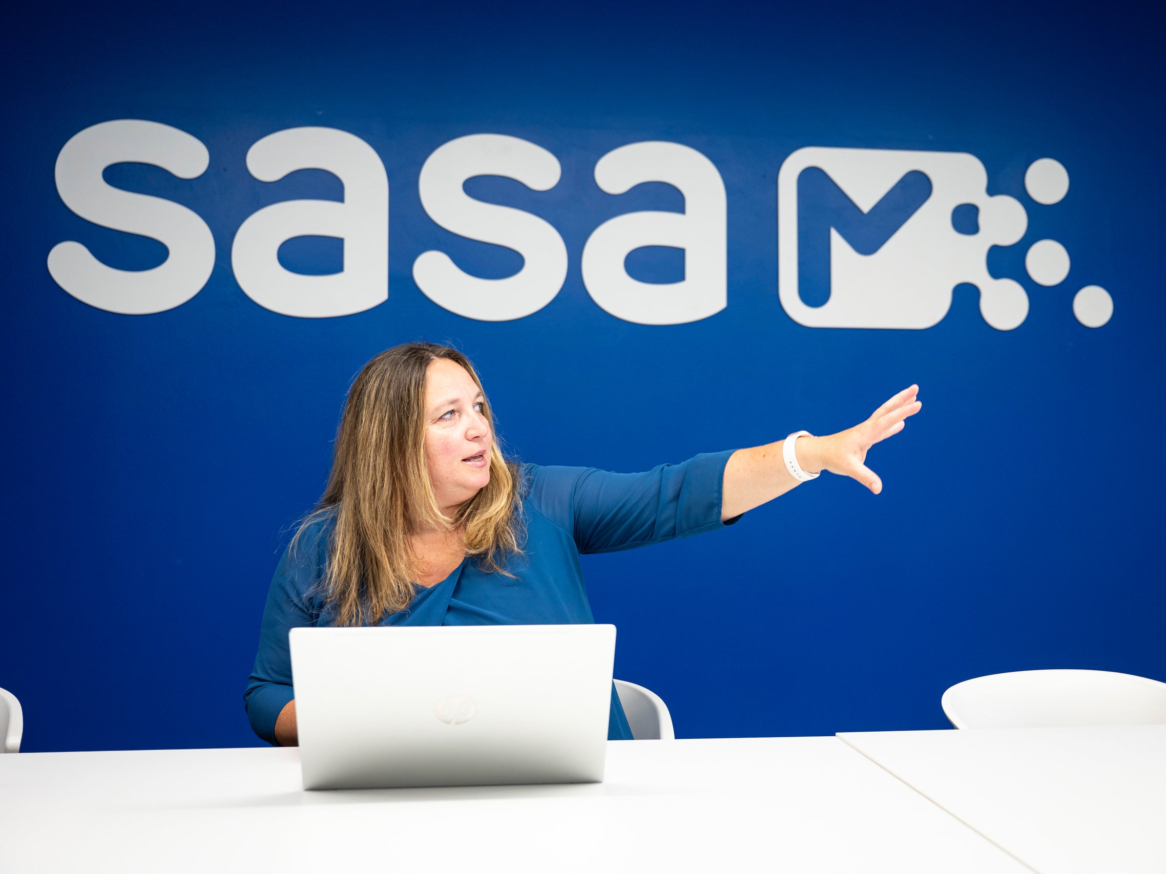 Questa gara è un passo importante di un percorso ben preciso: stiamo rinnovando la nostra flotta passo dopo passo, scegliendo la tecnologia più adatta a ogni contesto, spiega la presidente di SASA SpA, Astrid Kofler. (Foto: USP/Fabio Brucculeri)