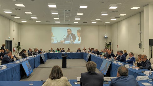 Il vicepresidente Marco Galateo nel corso degli Stati Generali della Space Economy tenutisi a Trieste. Con i suoi numeri l'Alto Adige esprime un comparto manifatturiero e tecnologico in forte espansione. (Foto: USP/Ripartizione Sviluppo economico)