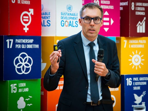 Weg von fossilen Energiequellen: Das ist das Credo von Wolfram Sparber, Leiter des Eurac-Instituts für Erneuerbare Energien. (Foto: LPA/Fabio Brucculeri)