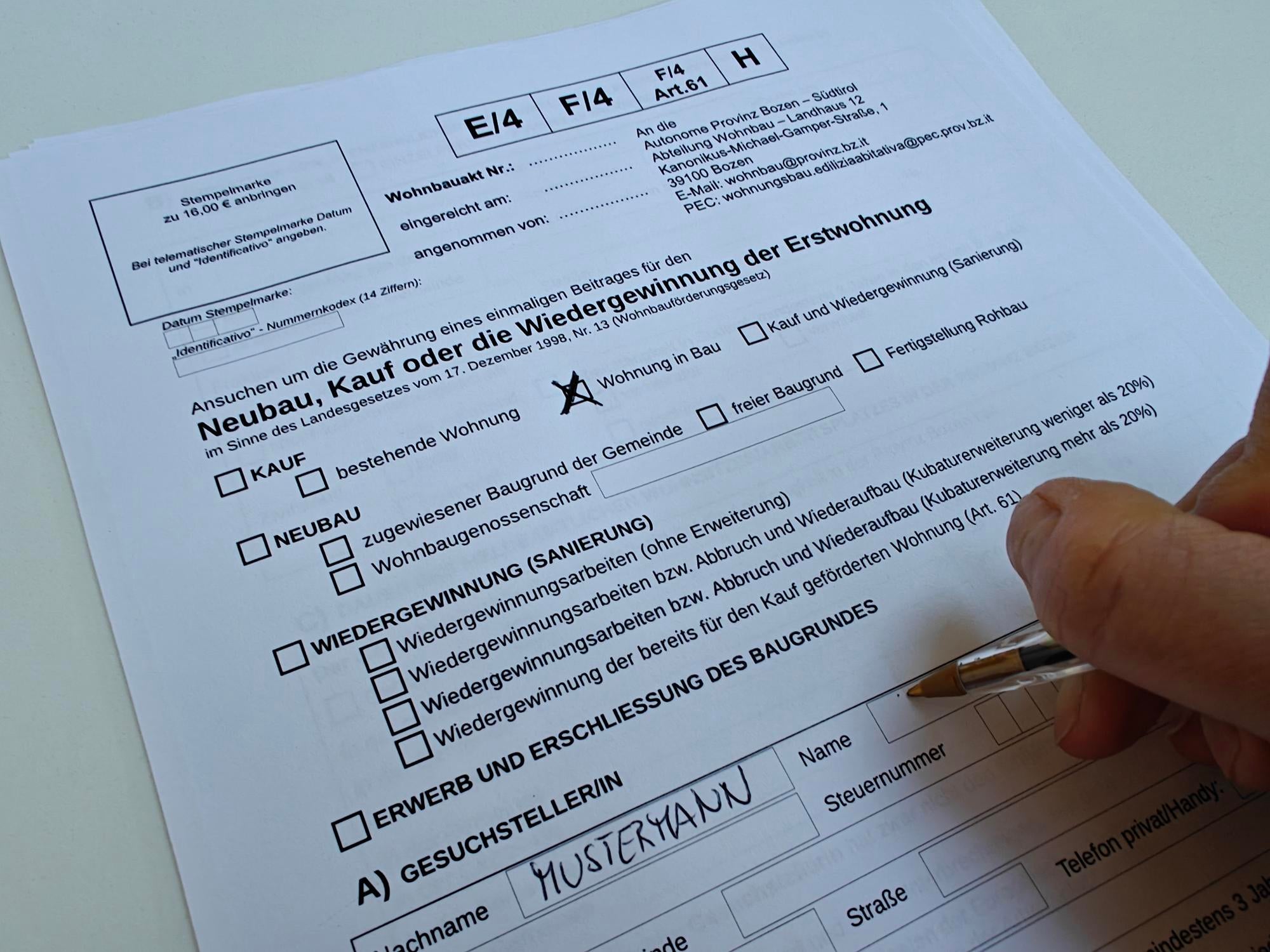 Die Wohnbauförderung kann für Neubau, Kauf oder Wiedergewinnung der Erstwohnung beantragt werden. Künftig soll die Abwicklung der Gesuche deutlich schneller gehen: Dank Wohnreform und Digitalisierung. (Foto: LPA/Ursula Pirchstaller)