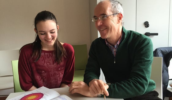 9.000 ore di consulenza per gli studenti delle scuole secondarie e superiori sono state fornite dal personale dell'Ufficio Orientamento scolastico e professionale nel 2022, nella foto il vicedirettore dell'Ufficio, Christian Patscheider (Foto: ASP/Ufficio Orientamento scolastico e professionale)