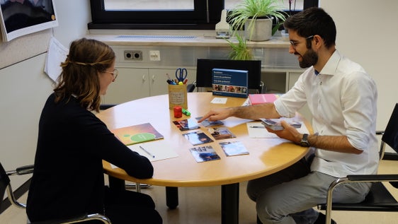 Quasi 16.000 persone hanno usufruito dei servizi forniti dal servizio di Orientamento scolastico e professionale della Provincia nel 2022: nella foto una seduta di consulenza individuale (Foto: ASP/Ufficio Orientamento scolastico e professionale)