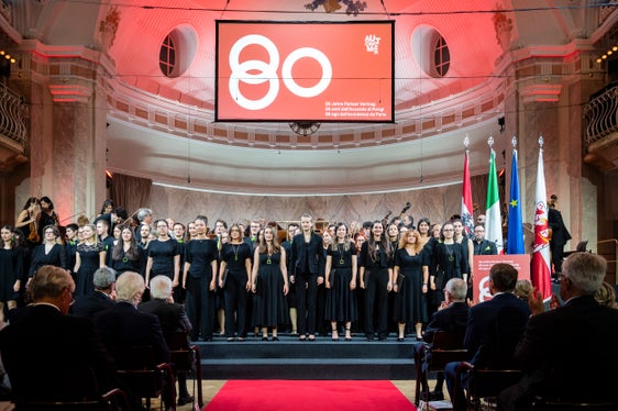 Alla fine della cerimonia ci sono stati molti applausi per il Coro Giovanile dell'Alto Adige, che ha eseguito l’Inno alla gioia insieme all’Orchestra Haydn. (Foto: USP/Ivo Corrà)
