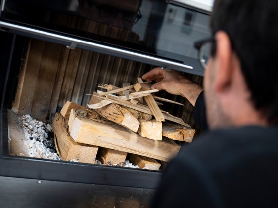 Die Aktion "Heizen mit Holz... aber richtig!" wird fortgesetzt und steht im Mittelpunkt einer Pressekonferenz mit Landesrat Peter Brunner am 20. Oktober in Bozen.&nbsp;(Foto: LPA/Fabio Brucculeri)