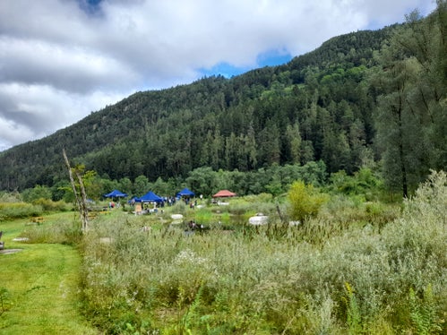 Das heute feierlich eröffnete Biotop Ilsterner Au liegt an der aufgeweiteten Rienz zwischen Vintl und Kiens (Foto: LPA/Maja Clara)