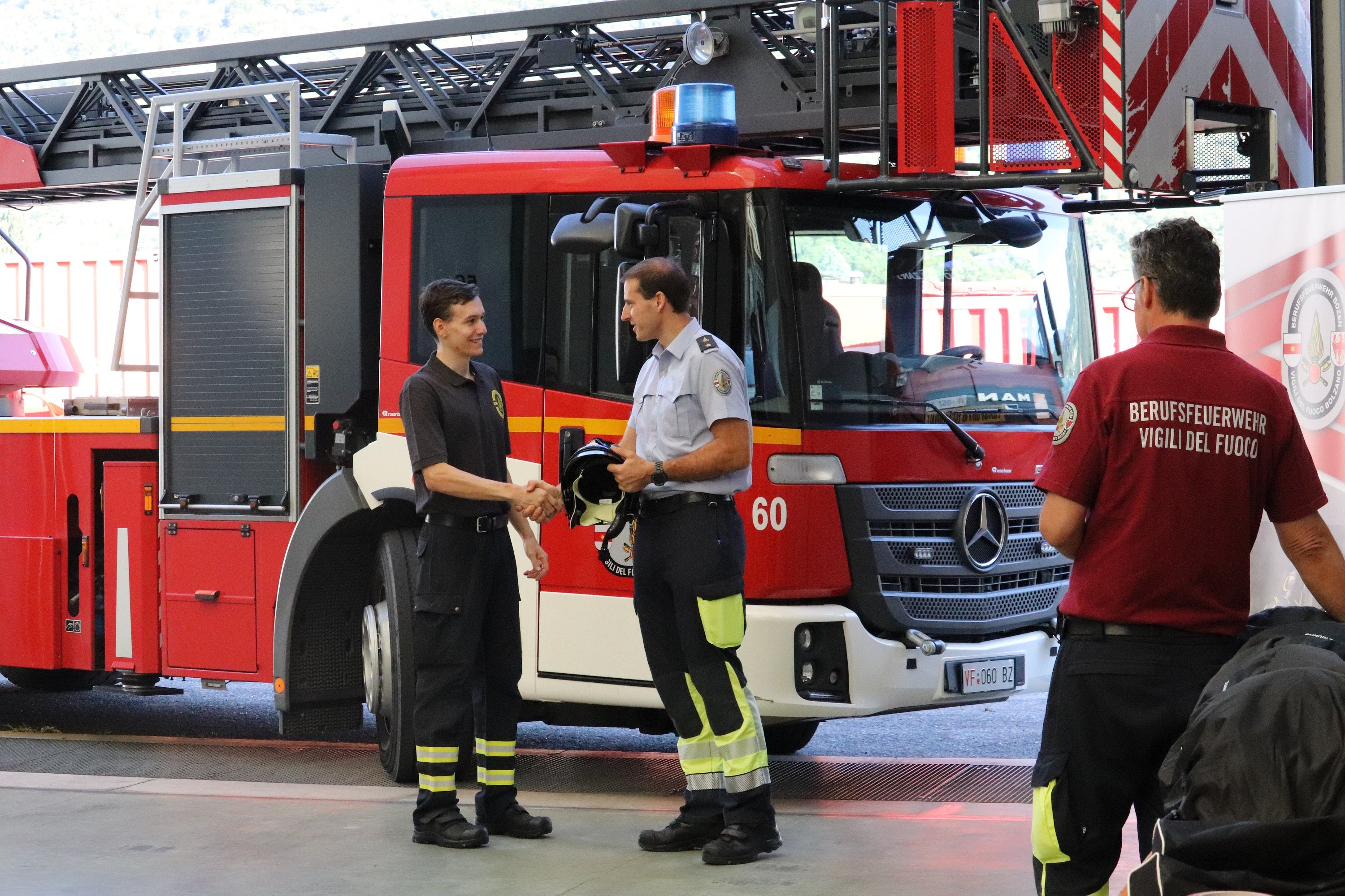 Berufswunsch Feuerwehrmann Oder Feuerwehrfrau: Ausbildung Hat Begonnen ...