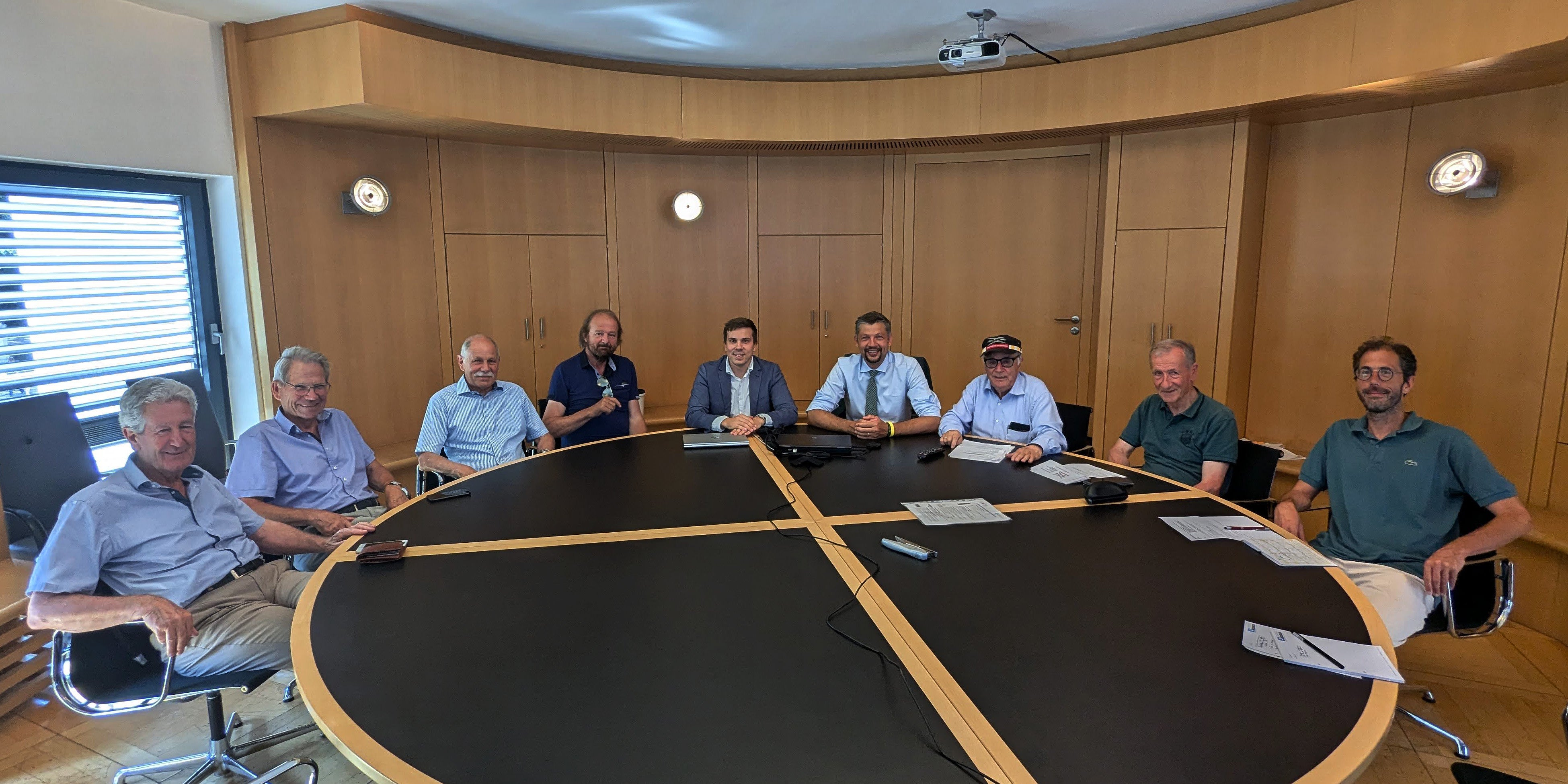 Zum alljährlichen Austausch über Bahnthemen hat Landesrat Daniel Alfreider die Freunde der Eisenbahn empfangen. (Foto: LPA/Mobilitätsressort)