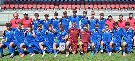 Die U15-Auswahlmannschaft der Buben unter der Leitung von Wolfgang Crepaz belegte den fünften Platz. (Foto: Autonomes Landeskomitee Bozen FIGC-LND)
