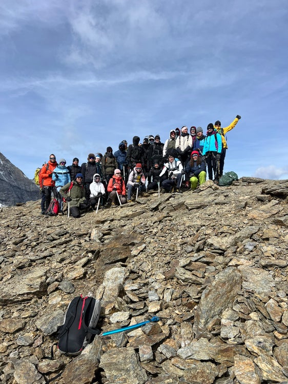 Die geführte Gletscherwanderung zur Suldenspitze hat eindrucksvoll das Schwinden dieses hochalpinen Lebensraums vor Augen geführt. (Foto: LPA/Deutsche Bildungsdirektion/Landesamt für Didaktik/Guido Caracristi)