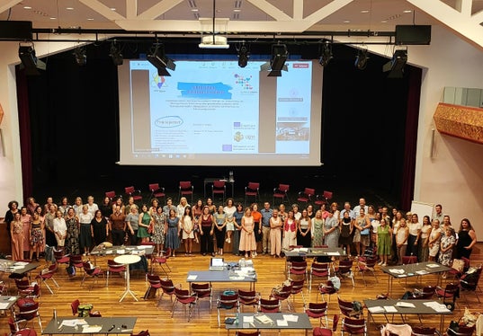 Bei einer Tagung über neue Bildungslandschaften des Schulsprengels Eppan im Rahmen eines Erasmus+ Projektes erfolgte ein Austausch über die Gestaltung zukunftsfähiger Bildungslandschaften. (Foto: LPA/Schulsprengel Eppan)