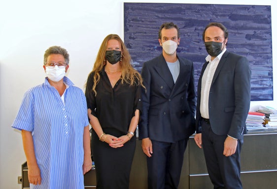 Visita all’assessore Achammer del futuro direttore artistico delle VBB, Rudolf Frey. Erano presenti anche l’attuale direttrice artistica Irene Girkinger e Barbara Weis, presidente della VBB (Foto: ASP/Edith Benischek).