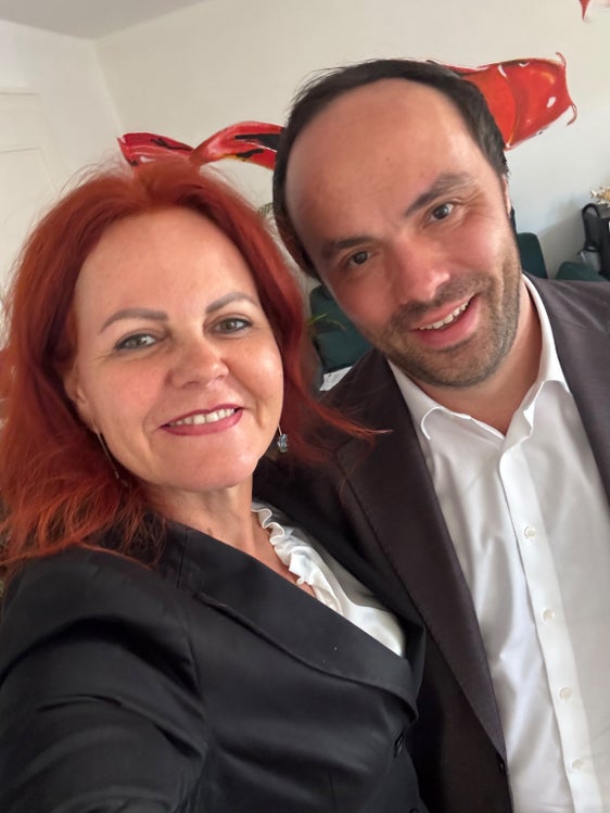 L’assessora tirolese all’Istruzione Cornelia Hagerer ha discusso con l’assessore provinciale all’Istruzione tedesca Philipp Achammer dei luoghi di apprendimento extrascolastici e di una possibile collaborazione transfrontaliera in questo ambito. (Foto: USP)