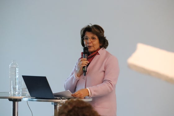 Landesrätin für Denkmalpflege Maria Hochgruber Kuenzer: Freue mich, wenn das Handbuch zum Kulturgüterschutz auch draußen in jeder Gemeinde und Ortschaft die Sensibilität für Maßnahmen als Notfallmanagement zum Schutz unseres Kulturgutes erhöht (Foto: LPA/Maja Clara)