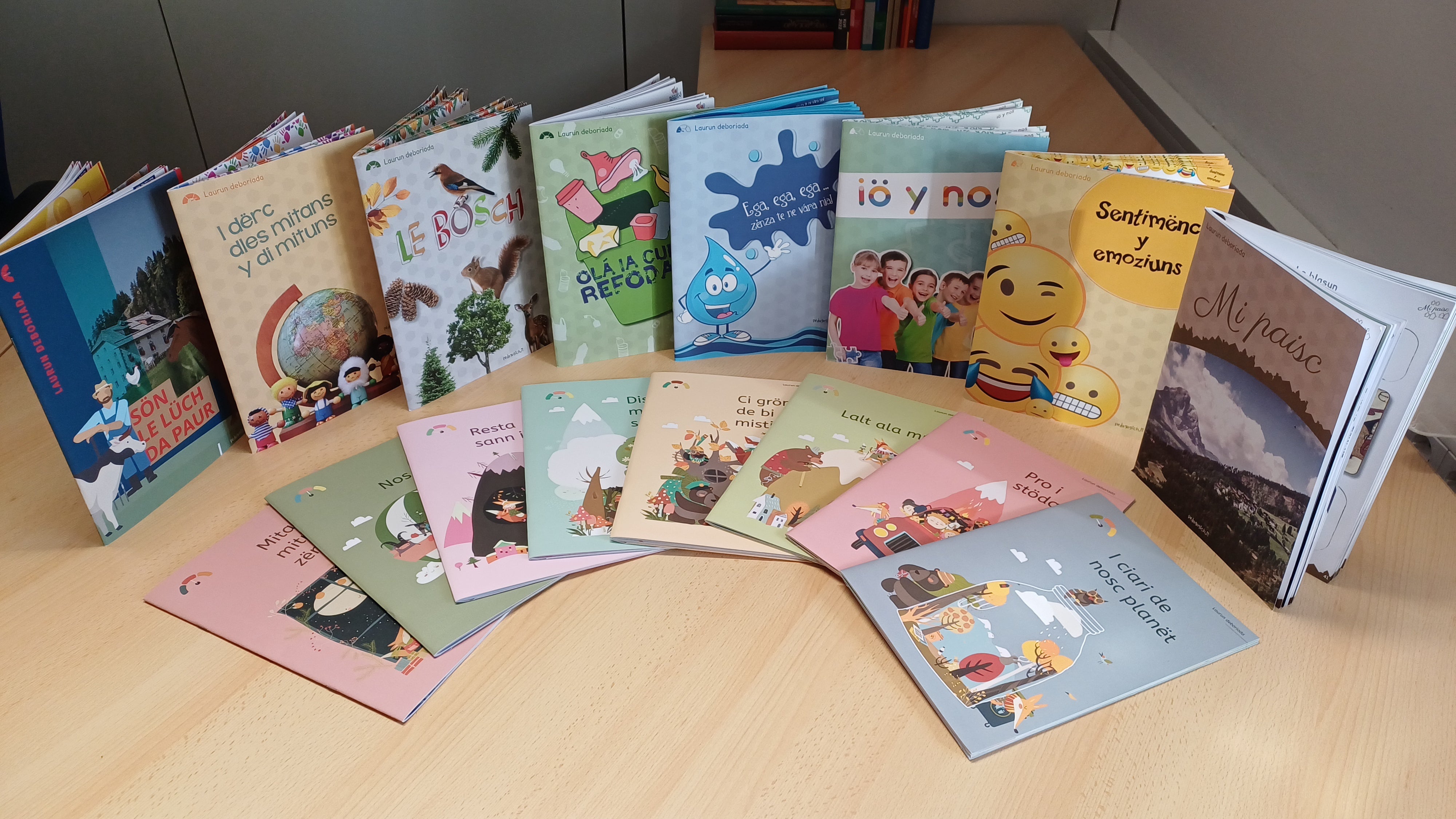 Presentato il nuovo materiale didattico per rafforzare la lingua ladina (Foto: USP/Area pedagogica della Direzione istruzione, formazione e cultura ladina)