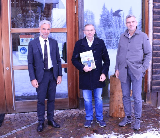 Da sin. l'assessore Arnold Schuler, , Norbert Lins, Herbert Dorfmann (Foto: ASP)