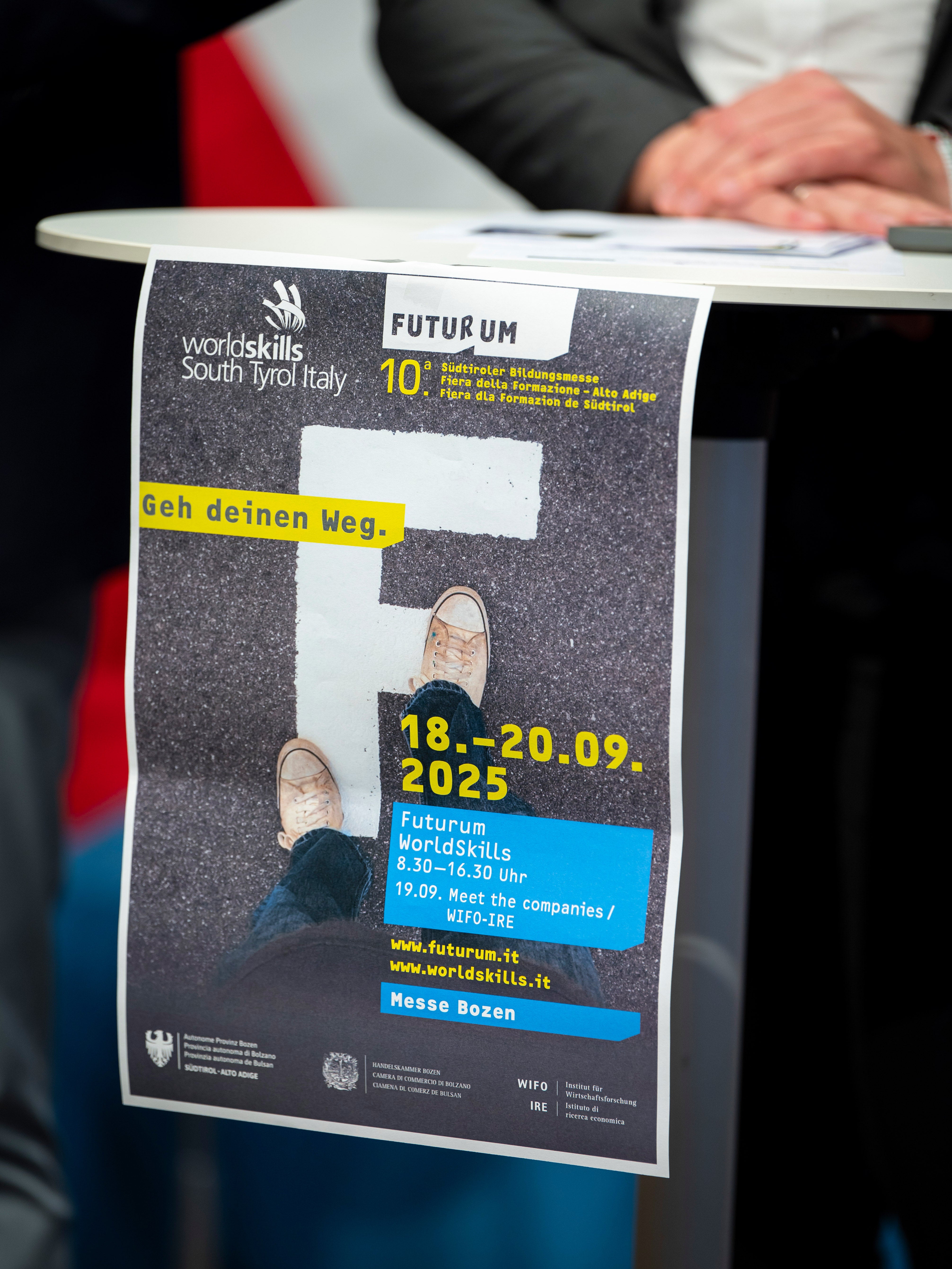 Dai 18 nchin ai 20 de setëmber iel tla sënta dla Fiera Bulsan la 10. Fiera de Furmazion y tl medemo mumënt i campiunac provinziei di mestieres. La giaurida dla Fiera ie n juebia ai 18 de setëmber dala 10.30. (Foto: USP/Fabio Brucculeri)