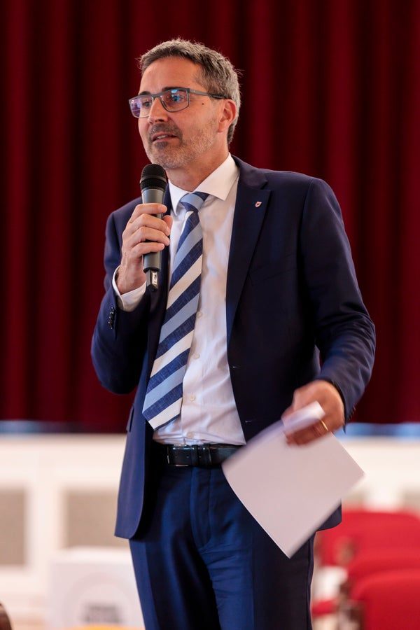 LH Kompatscher: Das Mobilitätsverhalten zu ändern ist eine der größten Herausforderungen. (Foto: LPA/Tiberio Sorvillo)