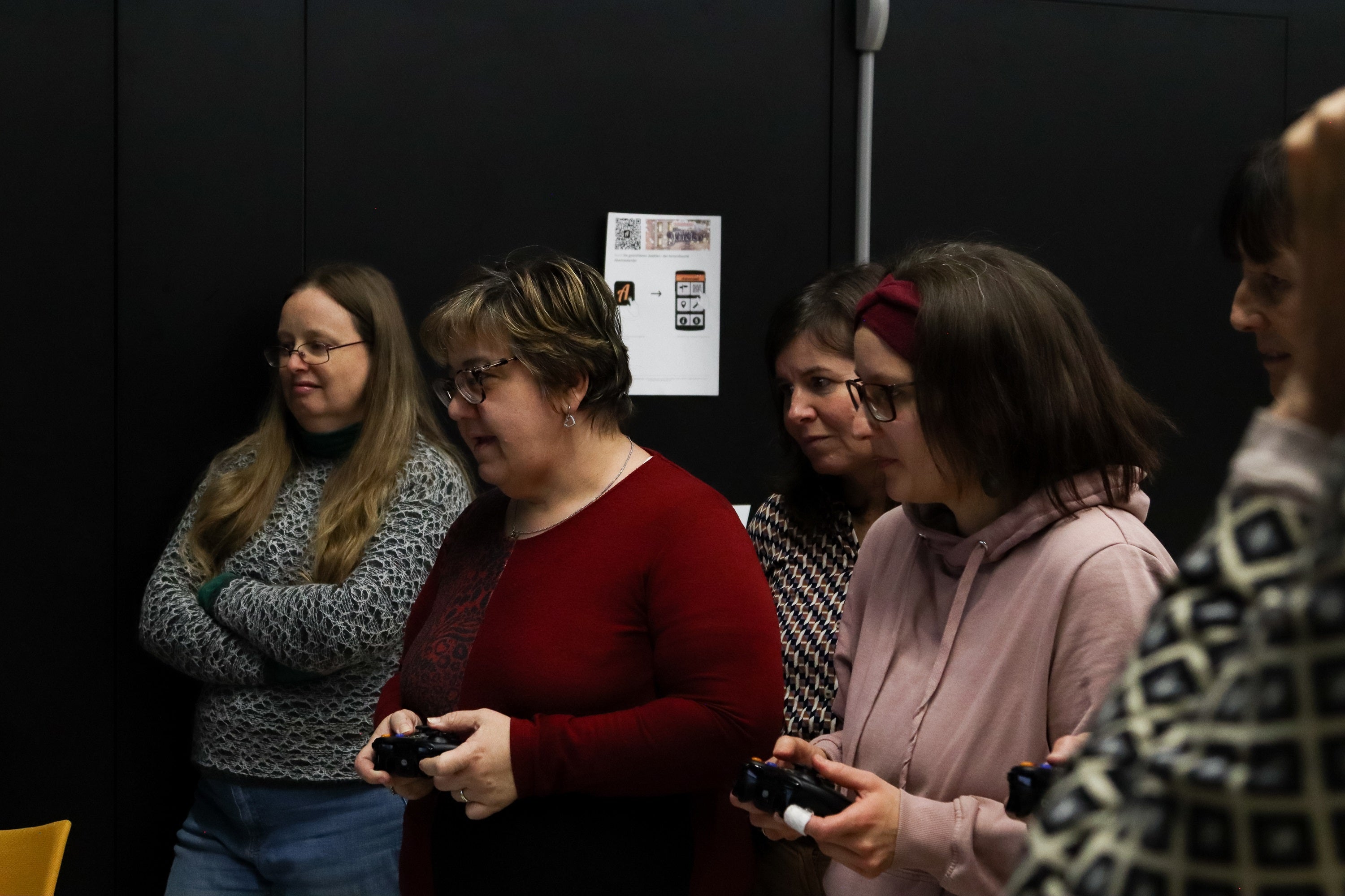 Bibliothekarinnen im Gamingfieber: Beim Bibliotheksforum ging es darum, wie Computerspiele auch in den Bibliotheksalltag eingebaut werden können. (Foto: LPA/Amt für Bibliotheken und Lesen)