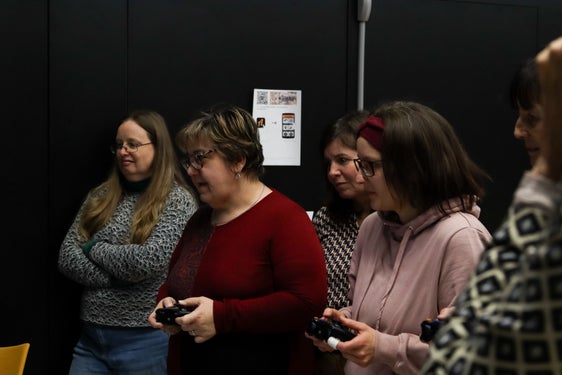 Bibliothekarinnen im Gamingfieber: Beim Bibliotheksforum ging es darum, wie Computerspiele auch in den Bibliotheksalltag eingebaut werden können. (Foto: LPA/Amt für Bibliotheken und Lesen)