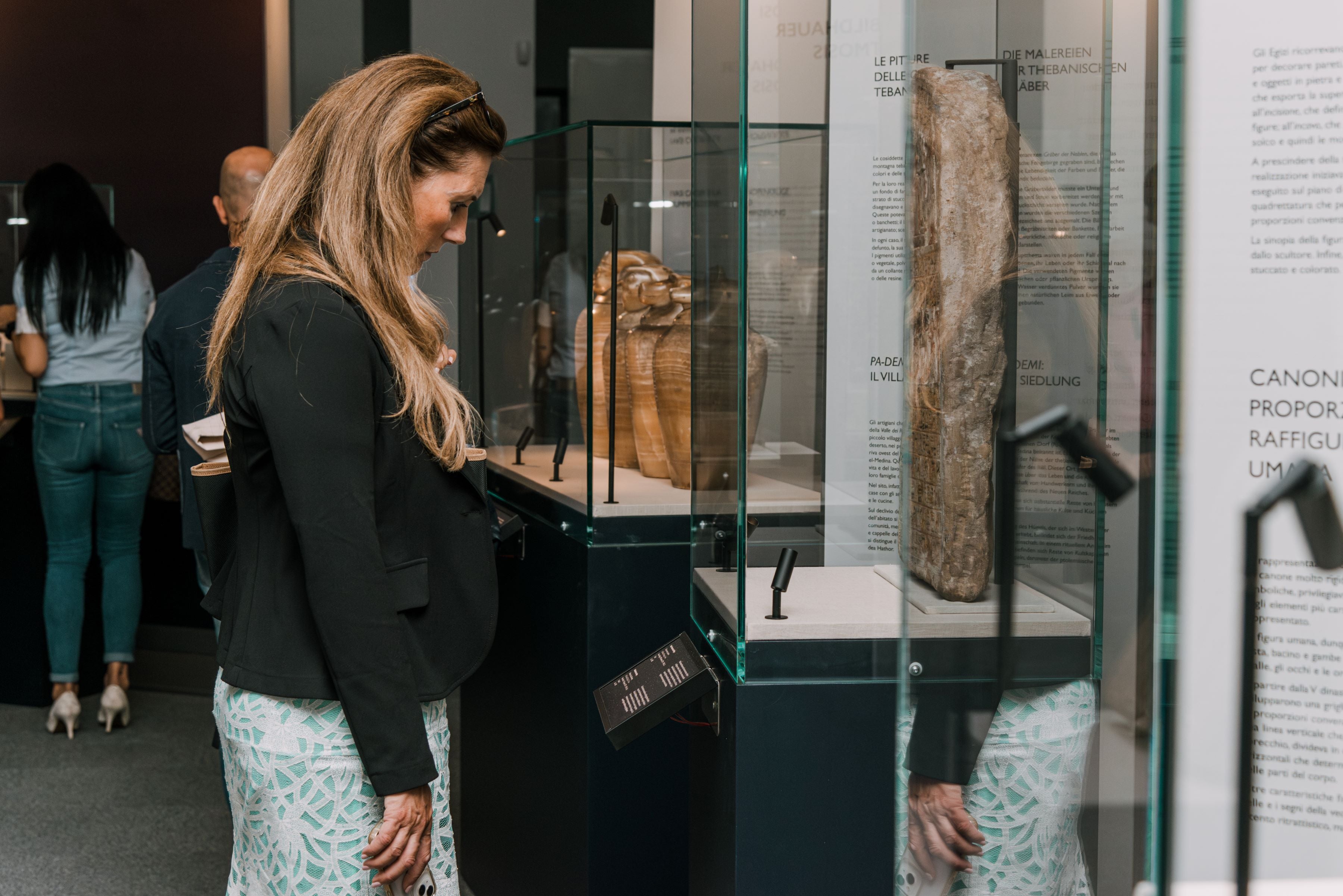 Grande interesse fin dal primo giorno di apertura per la mostra Antichi Egizi: maestri dell'arte, al Centro Trevi di Bolzano. L'esposizione rimarrà aperta al pubblico fino al 10 dicembre prossimo (Foto: Fiorentino) 