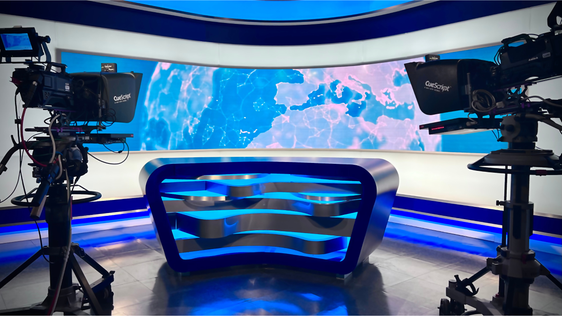 Am 7. Februar 1966 wurde erstmals die deutschsprachige Tagesschau ausgestrahlt. Heute ist für die Tagesschau des Rai Südtirol in Bozen eine modernes Studio eingerichtet. (Foto: Rai Südtirol)