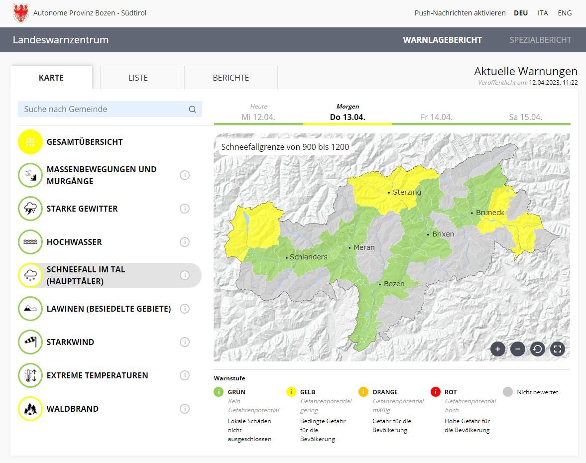 Aufgrund der Wetterprognosen und erwarteten Verkehrslage kann es vereinzelt oder zeitweise zu Behinderungen im Straßenverkehr kommen. Deshalb gilt im oberen Vinschgau, Wipptal und oberen Pustertal morgen (13. April) die Warnstufe Gelb. (Quelle: LPA/Warnlagebericht des Landeswarnzentrums)