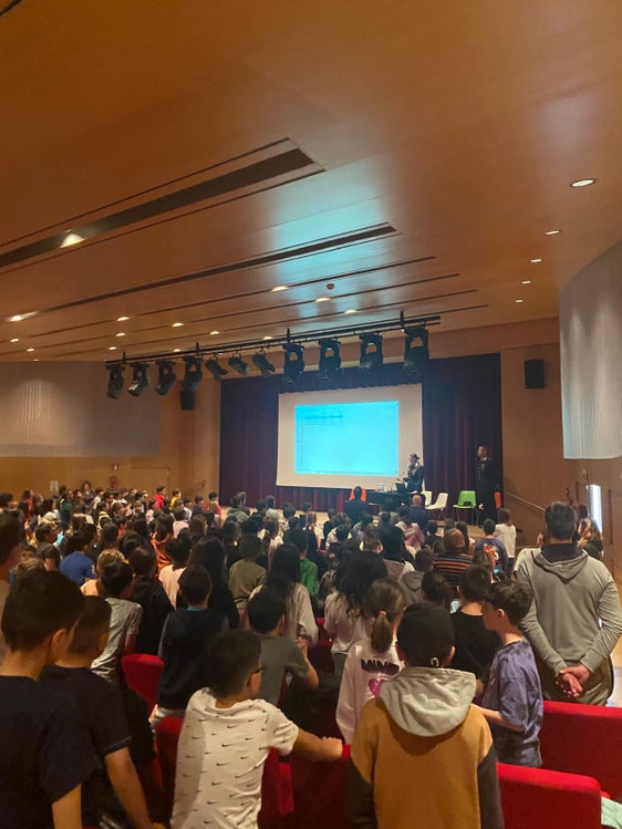 Si è conclusa oggi (23 maggio) all’Istituto comprensivo di Laives la due giorni d’incontri tematici volti a sensibilizzare gli alunni sull’importanza della legalità e del rispetto delle regole (Foto: ASP/Istituto comprensivo di Laives)