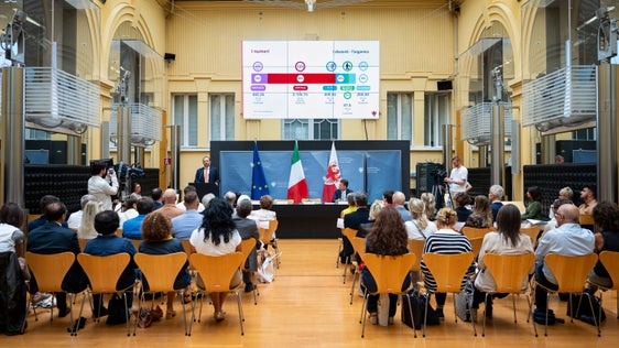 A Palazzo Widmann sono stati presentati dati e fatti del nuovo anno scolastico, al via lunedì 8 settembre. (Foto: USP/Fabio Brucculeri)
