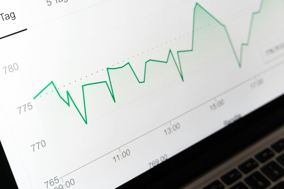 Il Documento di Economia e Finanza è lo strumento di programmazione che delinea il quadro economico-finanziario e strategico di riferimento per il prossimo triennio. (Foto: Markus Winkler/unsplash/utilizzabile solo per la pubblicazione di questo comunicato)