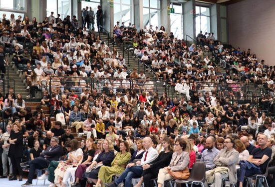 Stamane (21 settembre) a Bolzano, al Palasport di via Resia, è stato inaugurato l’anno scolastico 2023/24 della scuola in lingua italiana alla presenza dei vertici dell’istituzione scolastica  (Foto: ASP/Gianluca Crocco)