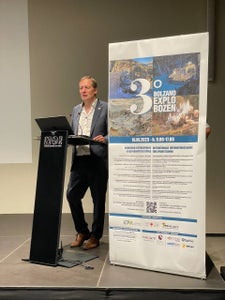 Landesrat Bessone hat das Symposion Bolzano Explo Bozen 2023 heute im NOI Techpark eröffnet. (Foto: LPA)