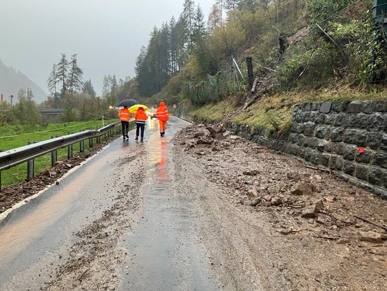 Negli ultimi anni si sono verificate ripetute cadute di massi sul tratto interessato della strada statale di Sarentino: via libera ai dati tecnici per l'intervento all'altezza di Ponticino (Foto: USP/Ufficio Geologia e prove materiali)