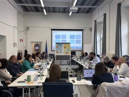 Die Task Force 2028+ hat sich erstmals in Bozen getroffen, um über die neue Interreg Italien-Österreich-Programmperiode zu sprechen. (Foto: LPA/Abteilung Europa)