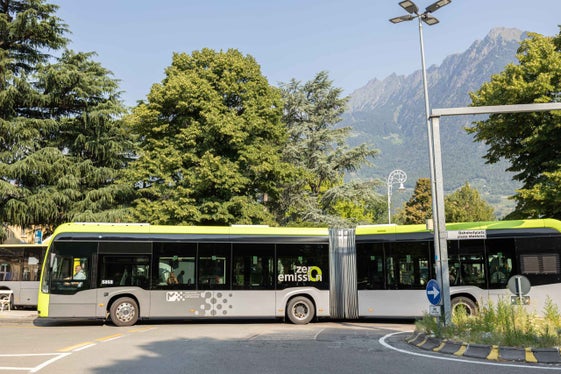 La flotta di SASA prevede complessivamente circa 120 autobus a zero emissioni: mezzi elettrici a batteria e autobus elettrici supportati da tecnologia fuel cell. (Foto: USP/SASA SpA/Lucia Rose Buffa)