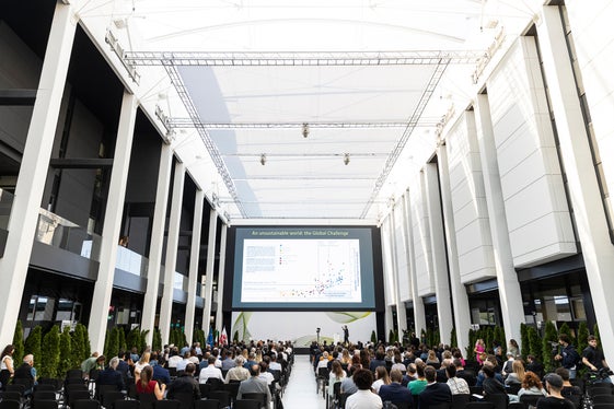 Eröffnung der Nachhaltigkeitstage im Saal Königsspitze der Messe Bozen: Nachhaltige Lösungen für den ländlichen Raum finden, lautet die Zielsetzung der Veranstaltung. (Foto: LPA/Tiberio Sorvillo)
 