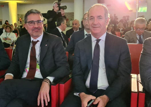 Il presidente Kompatscher con il governatore del Veneto Luca Zaia (Foto: Ufficio stampa Regione Autonoma Trentino-Alto Adige/Davide Cordua) 