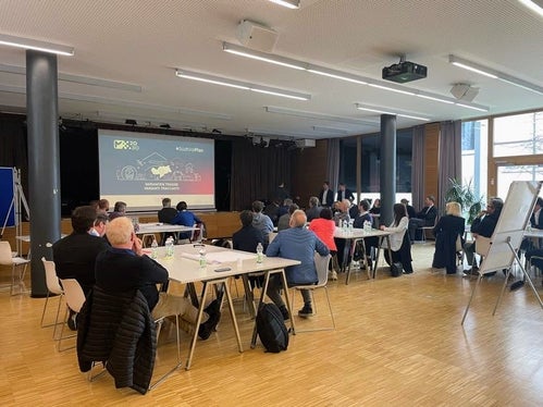 Si è svolto il secondo workshop del gruppo di lavoro sul progetto della funicolare Merano-Scena. Tecnici e progettisti lavoreranno ora sulle nuove proposte di soluzioni. (Foto: ASP)