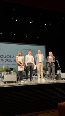 I ragazzi e le ragazze della Consulta provinciale degli studenti, qui affiancati da Matteo Graziosi di Arci Ragazzi, hanno intervistato ex studenti e studentesse che hanno fatto strada (Foto: USP)