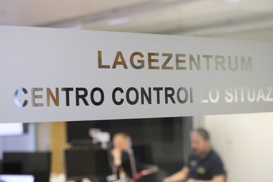 Il giorno della chiusura del corridoio del Brennero, tutte le informazioni relative alla situazione sulle strade dell'Alto Adige sono confluite nel Centro Situazioni provinciale. (Foto: USP/Maja Clara)