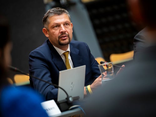  “Sono necessarie soluzioni innovative. Per plasmare la mobilità di domani occorrono dati migliori e un maggiore scambio di dati tra i Paesi e le singole infrastrutture. Solo così potremo prevenire, spostare e anche controllare il traffico”, ha dichiarato l'assessore provinciale Alfreider. (Foto: USP/Fabio Brucculeri)