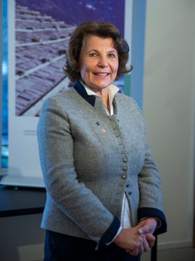 Dall'inizio del 2019, Maria Hochgruber Kuenzer ha assunto l'incarico di assessora provinciale allo Sviluppo del territorio, al Paesaggio e ai Beni culturali (Foto: ASP/Fabio Brucculeri)