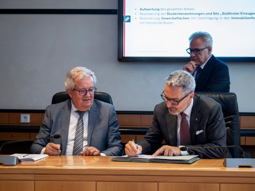 Im März 2025 hatte die Regionaldirektion Trentino-Südtirol des INPS dem Land ein formelles Verkaufsangebot für ein drittes Immobilienpaket unterbreitet. Mit der Unterzeichnung am 30. Juli wurde der Verkauf besiegelt. (Foto: LPA/Fabio Brucculeri)