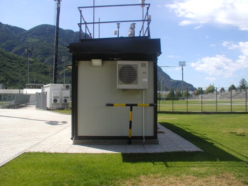 La stazioni di misura di Laives, situata in zona sportiva Galizia (Foto Appa Bolzano)