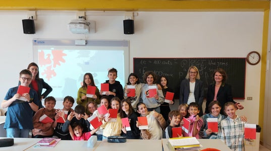 Alunne ed alunni dell’IC di Cognola (Trentino) durante una presentazione dell’Euregio nell'ottobre 2023. (Foto: Euregio)